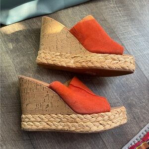 Dolce Vita Laris Suede Wedge Sandal 7